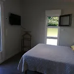 3 Etoiles - Sarlat, Piscine Дом отдыха