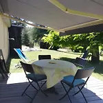 3 Etoiles - Sarlat, Piscine Дом отдыха