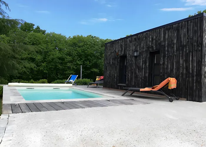 3 Etoiles - Sarlat, Piscine Prázdninový dům *